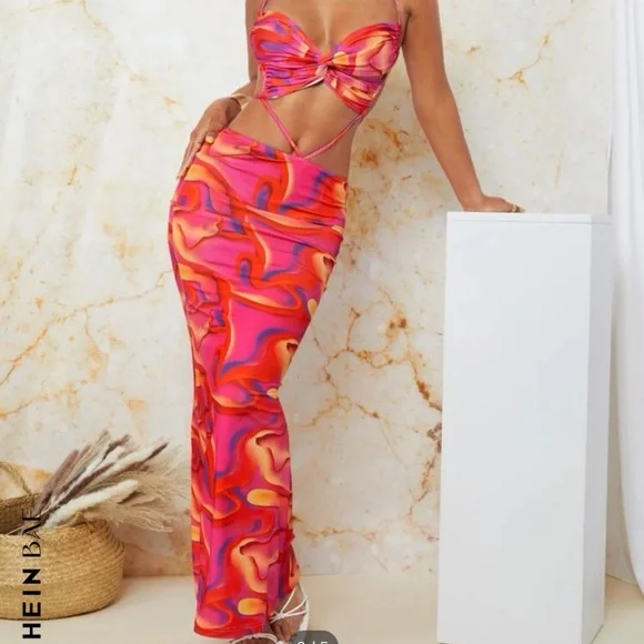 NWOT - Backless Bodycon Dress - Picture 2 of 4